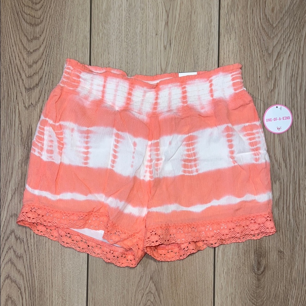 🛍️ 3 for $20 🛍️ - Justice Tie-Dye Coral and White High Waist Shorts - NWT